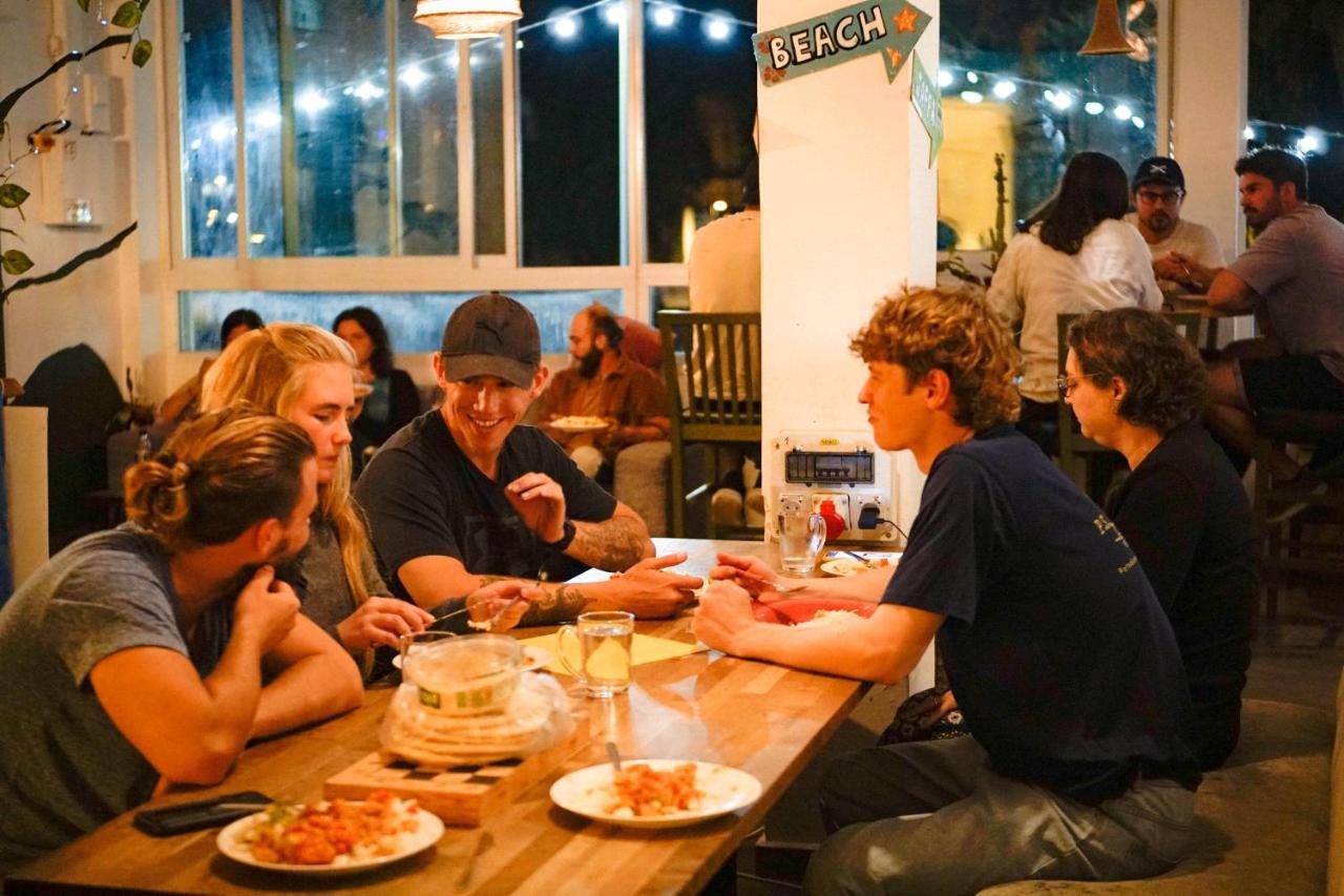 Jungle Jaffa Hostel Age 18 To 45 Tel Aviv Exterior photo